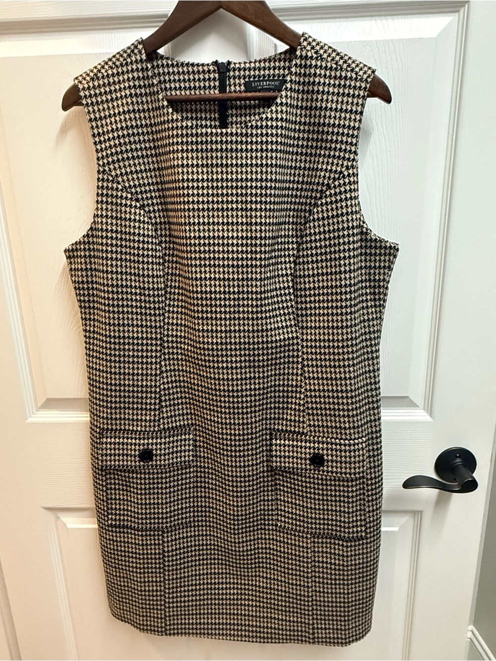 Liverpool Los Angeles Houndstooth Shift
Dress Sheath Vintage inspired